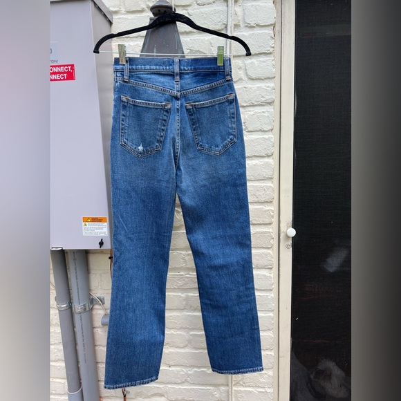 Abercrombie and Fitch Ultra High Rise Straight Jean Size 25/0 Regular - Picture 5 of 10